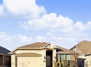 658 Erin Hills Dr, Red Oak, TX 75154