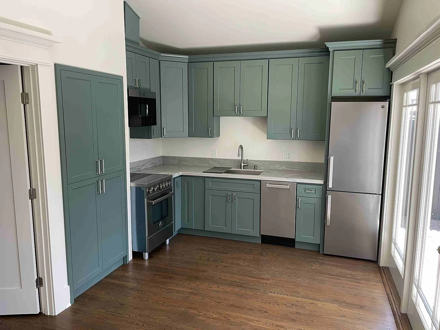 Brand New Detached Adu In Ideal Hollywood Location! — Photo 4