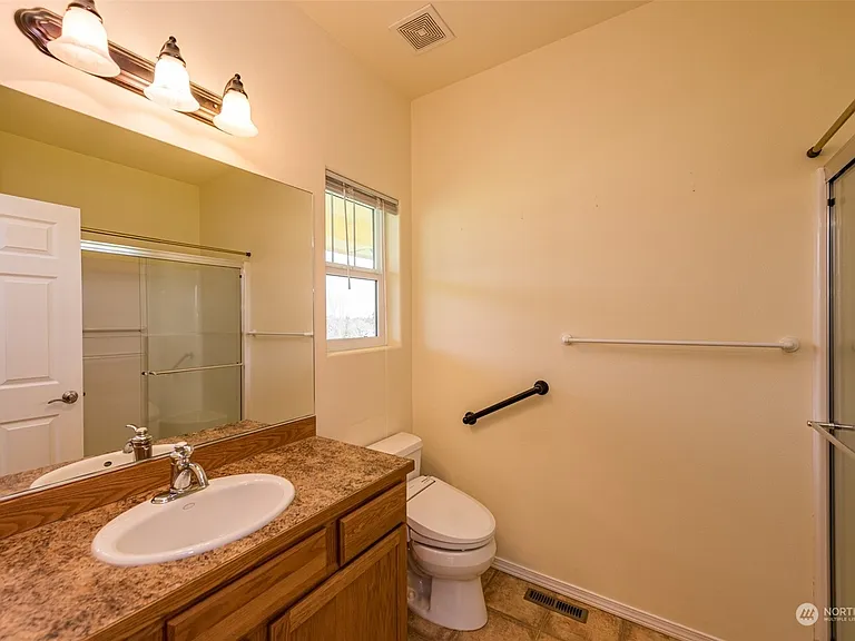 first floor full bathroom