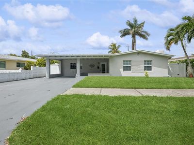 913 NE 2nd St, Hallandale, FL, 33009