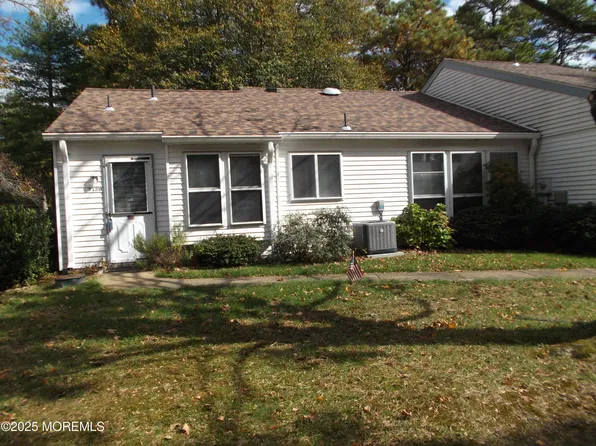 713B Wooton Court, Manchester, NJ 08759