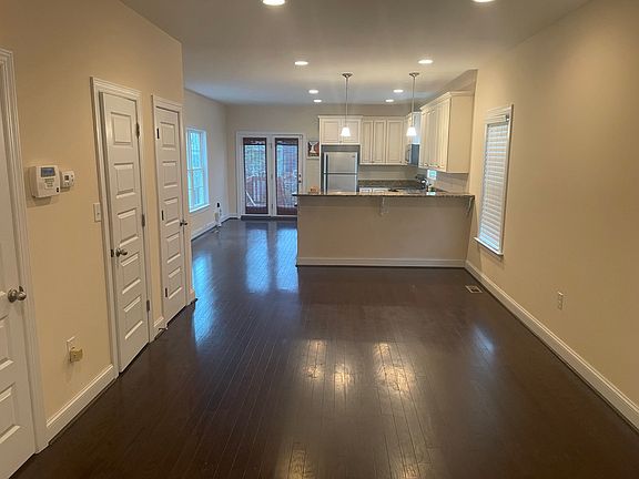 5th image of 501 N 33rd St