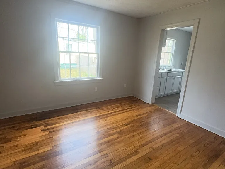4426 Desoto St — Photo 17