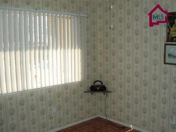3rd image of 1905 Martha Dr