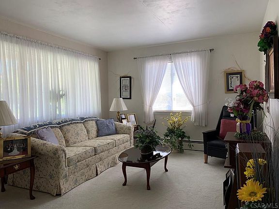 2nd image of 111 Rosemary Ln