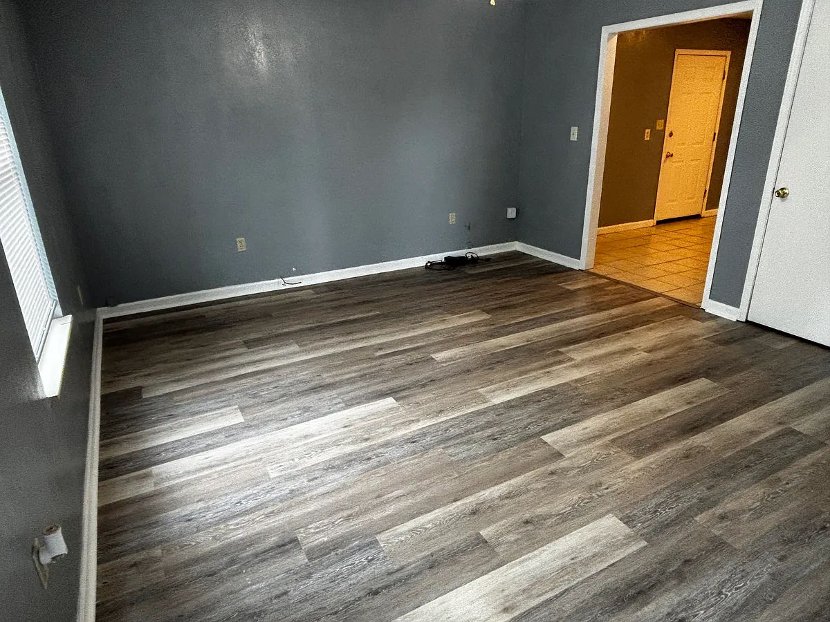 Building Photo - 307 Spring Hollow Dr