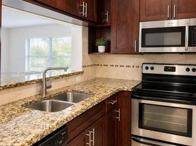 406 NW 68th Ave