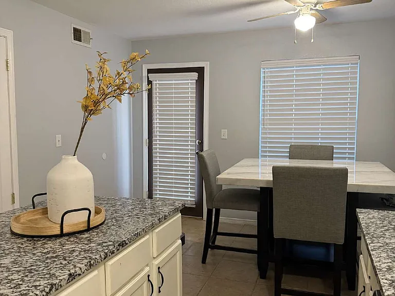 12253 Holy Springs Ct — Photo 14