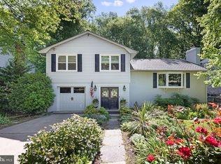 6123 Beech Tree Dr, Alexandria, VA 22310