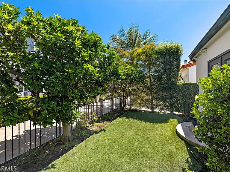 234 Via Graziana SW — Photo 36