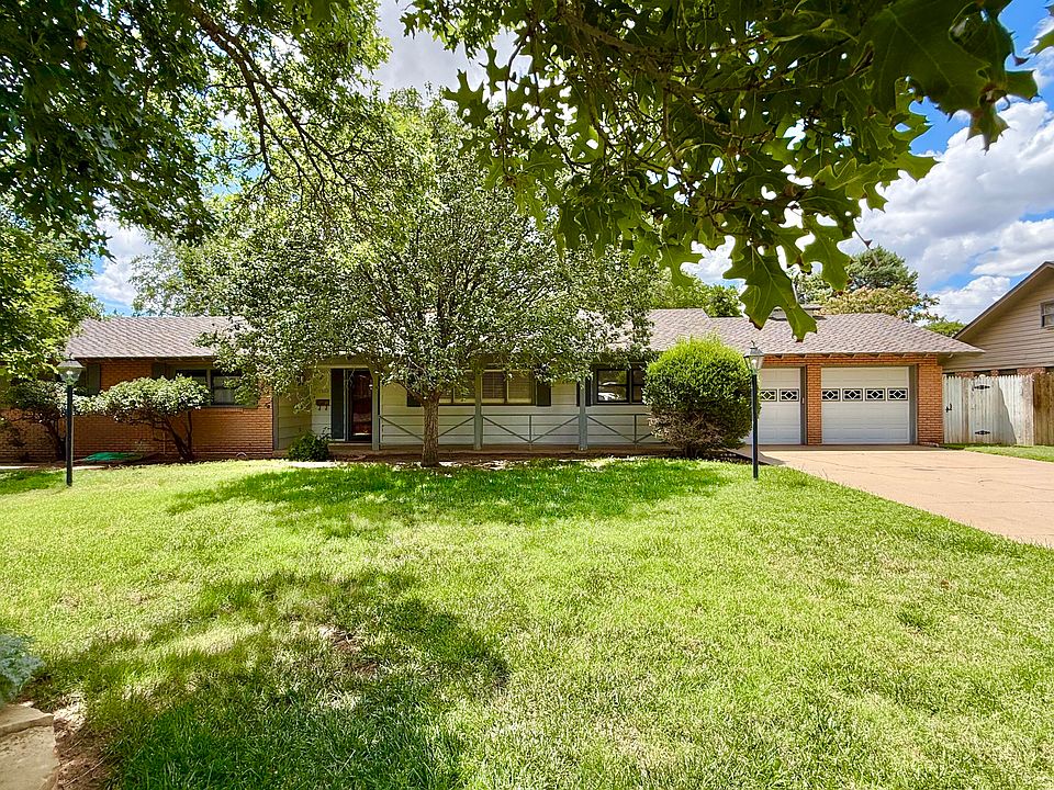 1st image of 1103 Dallas St