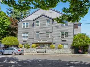 10345 NE Clackamas St, Portland, OR 97220