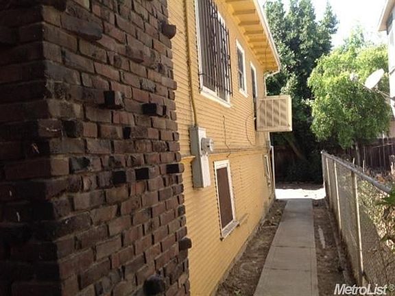4th image of 1620 24th St