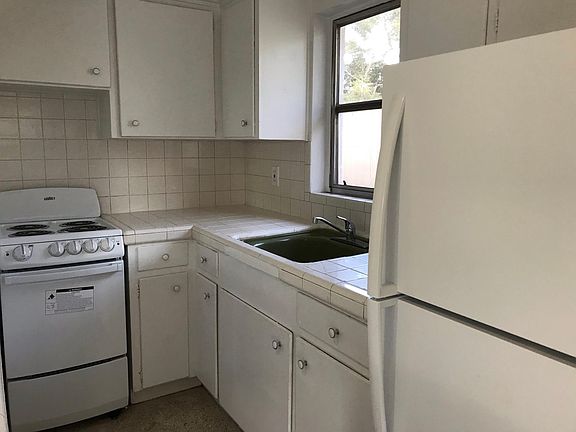 4th image of 5057 10th Ave S