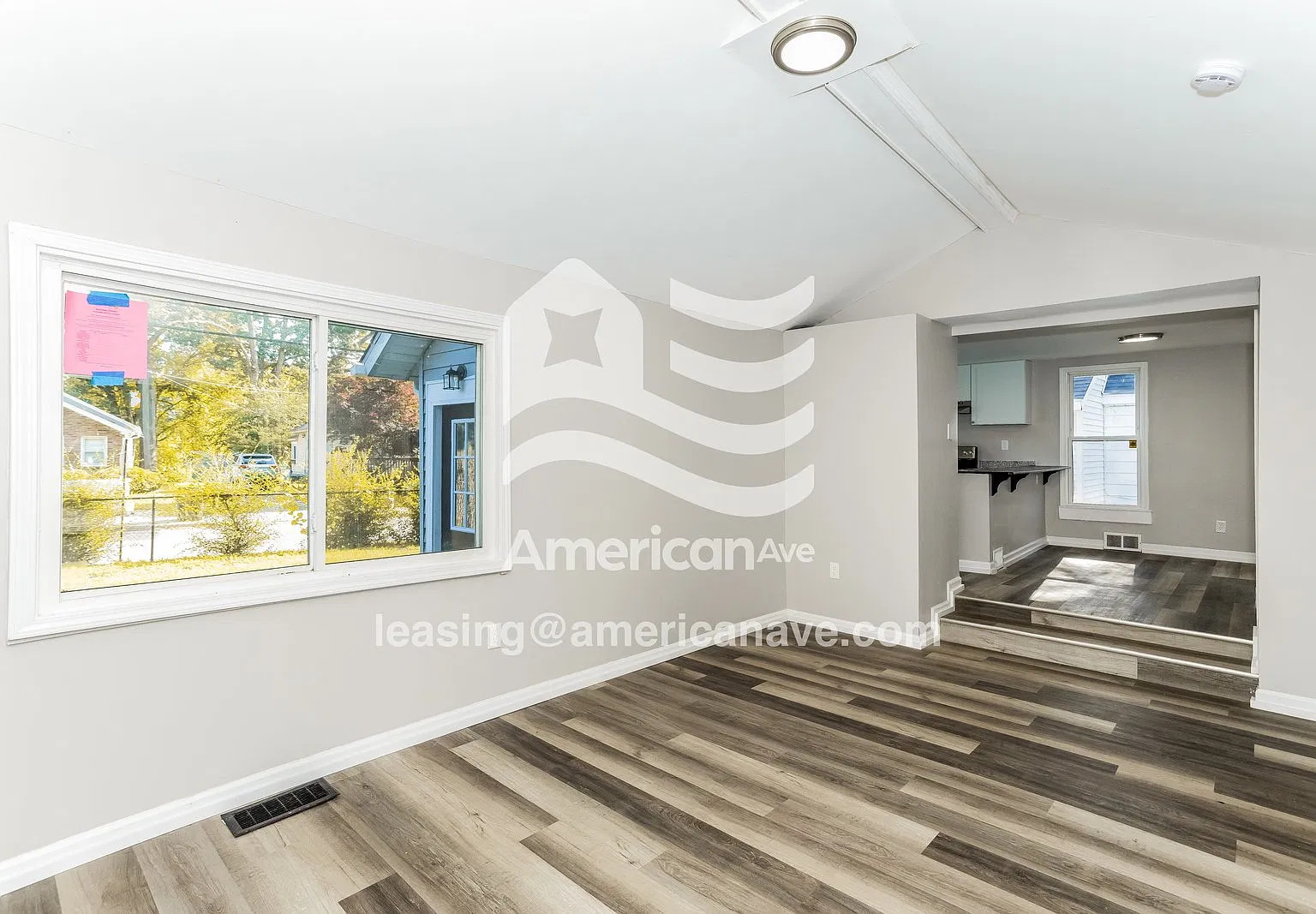 2 bed, 1.5 bath, 1088 sqft, $1,430 — Photo 3