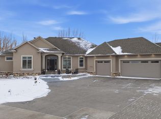 7620 Adelman Dr, Horace, ND 58047
