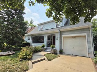 2911 Sunset Cir, Sioux City, IA 51104