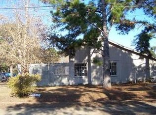 1074 Thomas Dr, Thomasville, GA 31757