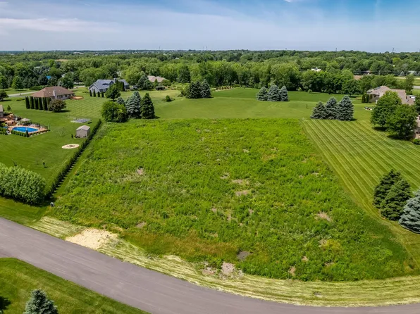 9410 Ridgeview Rd, Belvidere, IL 61008