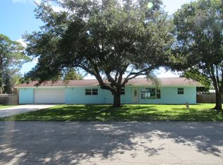 9845 Honeysuckle Dr, Micco, FL 32976