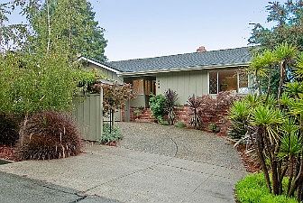 Exterior :: 289 Berkeley Park