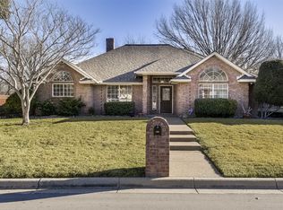 6913 Aspen Wood Trl, Fort Worth, TX 76132