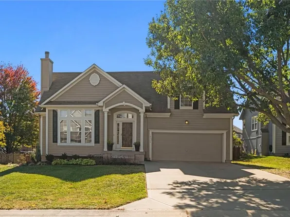 16125 W 156th Pl, Olathe, KS 66062