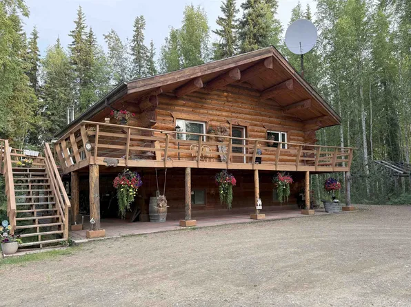 2363 Shelia Way, North Pole, AK 99705