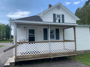 92 Halifax St, Winslow, ME 04901