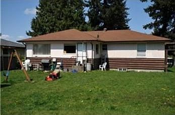 2nd image of 2221 NE 10th St