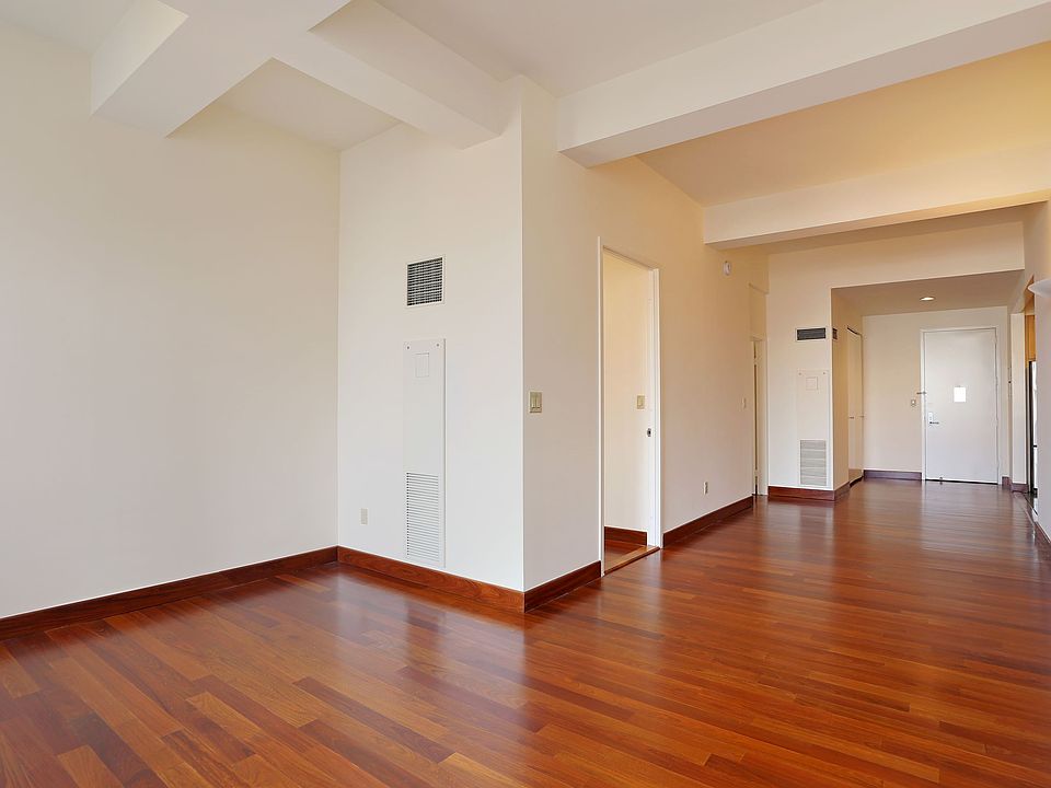 1st image of 305 E 63rd St APT 10D