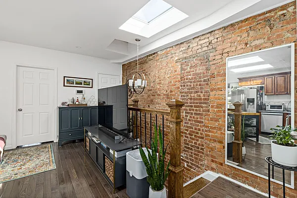 Rented by Corcoran | media 4