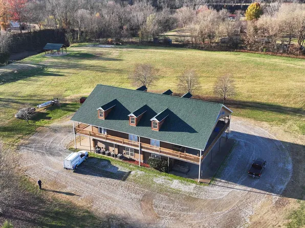 227 Trophy Ct, Cotter, AR 72626