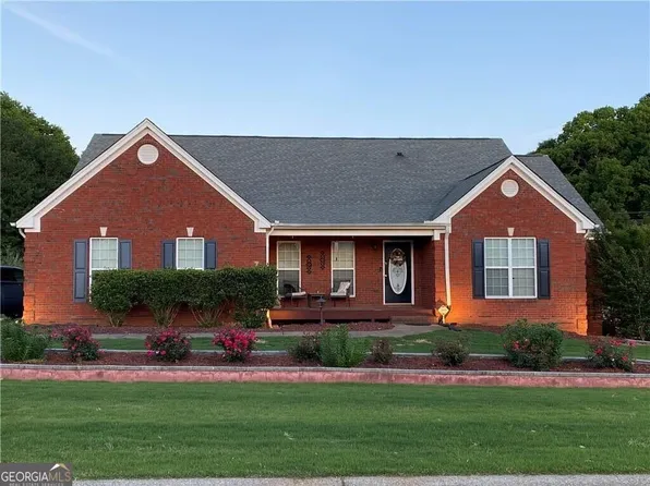 44 Still Water Ln, Jefferson, GA 30549