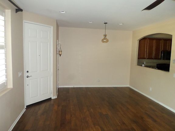 4th image of 28611 Bar Harbor Ln