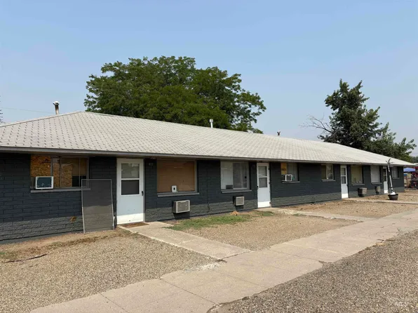 411 NW 1st St, Ontario, OR 97914