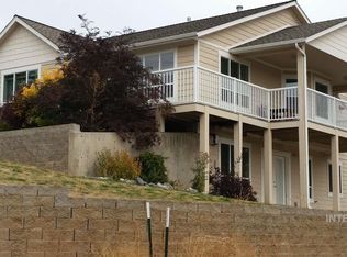 304 N Michael Dr, Troy, ID 83871