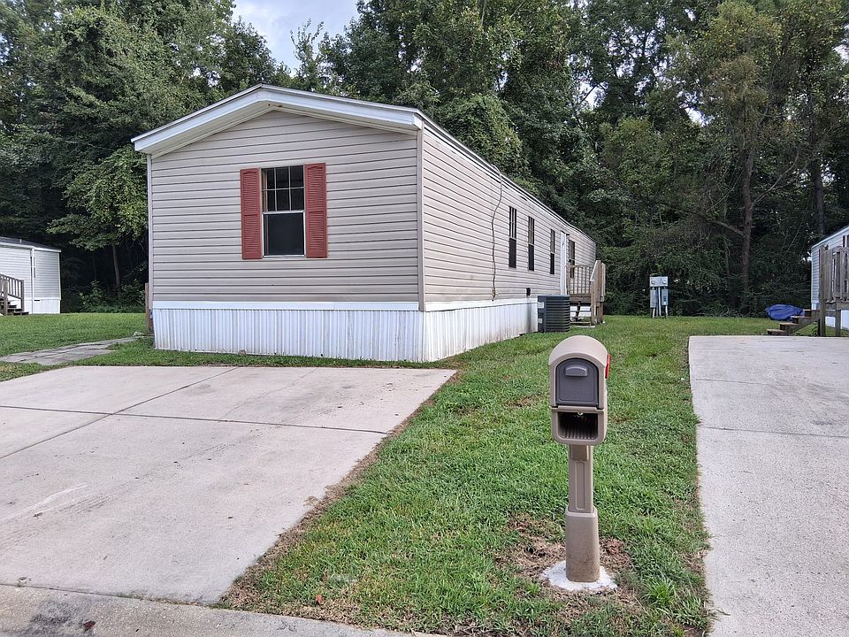 1st image of 1239 Stoneybrook Dr