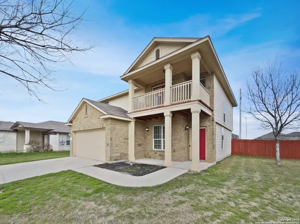 2297 Fernhill Dr, New Braunfels, TX 78130