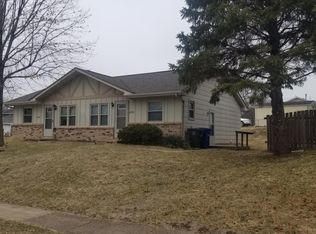 4202 Thompson Ave, Des Moines, IA 50317