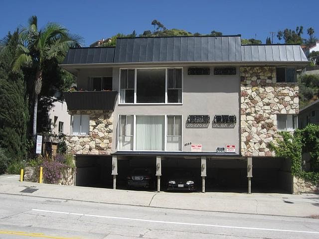 1st image of 8033 Hollywood Blvd APT 5