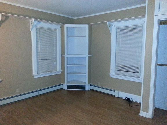 5th image of 196 School St #1
