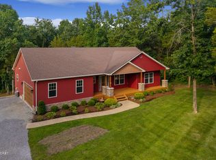 659 Crescent Ridge Dr, Taylorsville, KY 40071