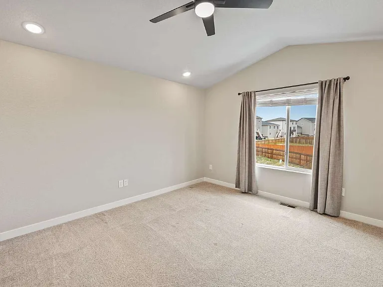 10547 Rolling Peaks Dr — Photo 17