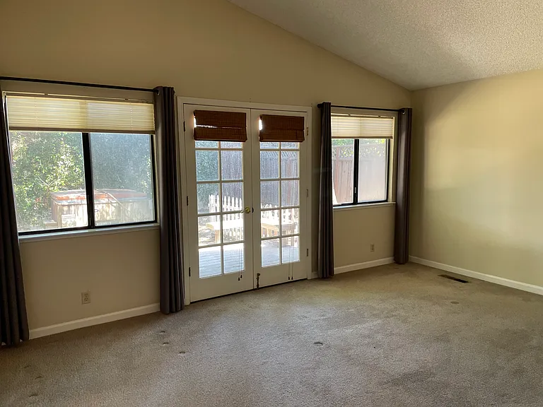 4163 Garatti Ct — Photo 17