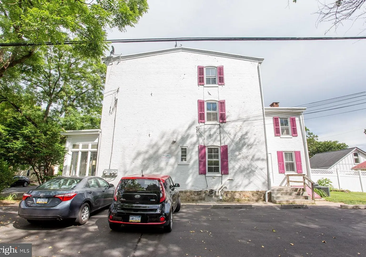 34 S Clinton St — Photo 3