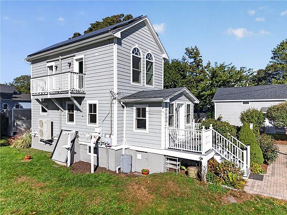 4th image of 17 Sidney Ave