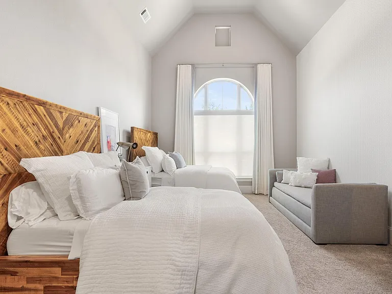 71 Springtime Creek Dr — Photo 15