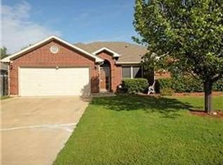 4668 Betts Dr, Grand Prairie, TX 75052