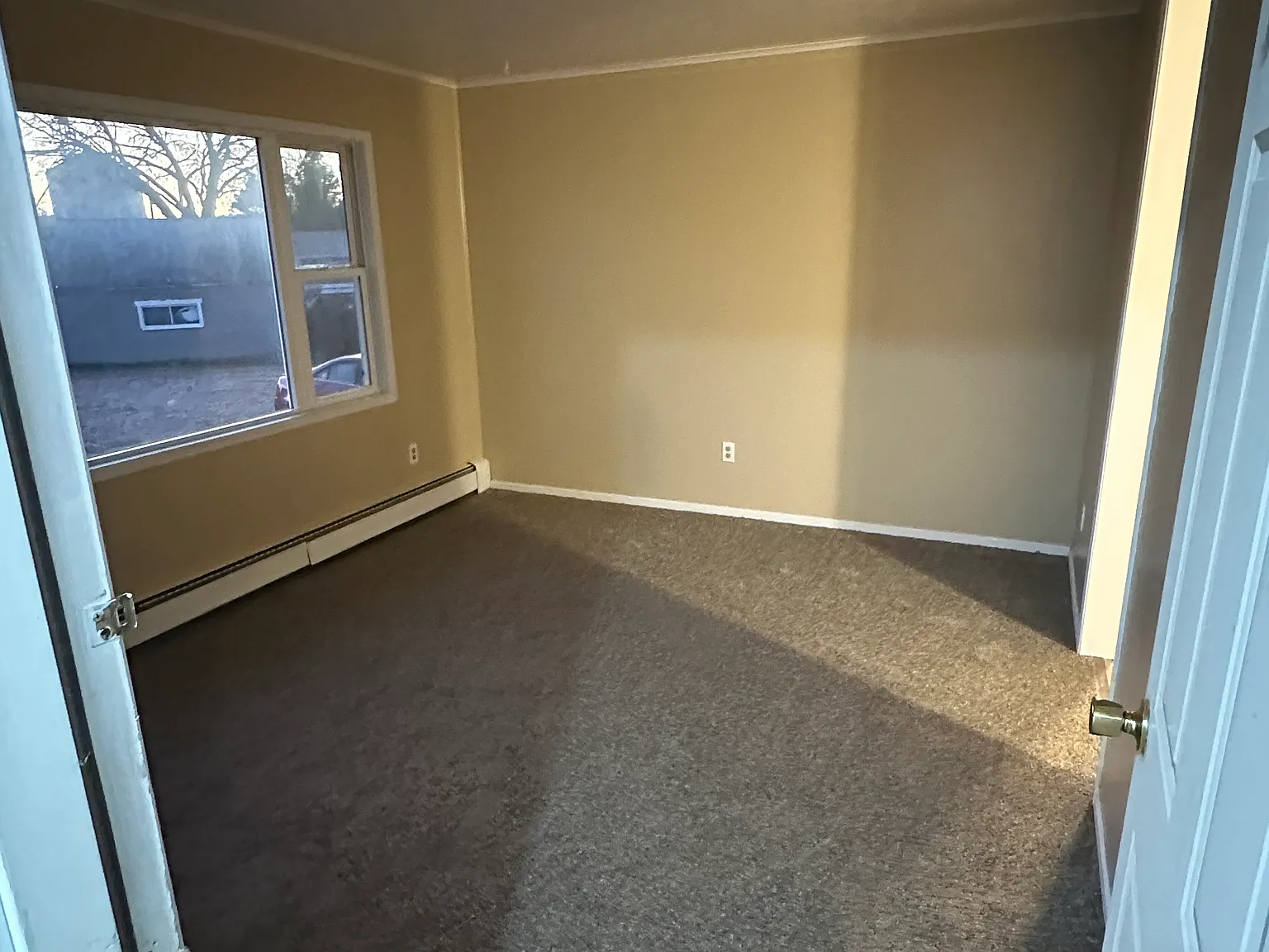 2 bed, 750 sqft, $750 — Photo 2